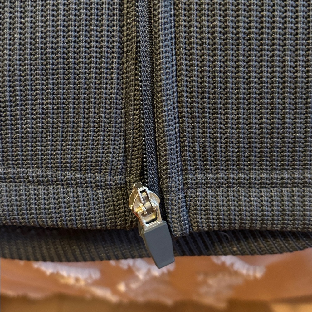 Swiss Tech Unlined Jacket - Picture 9 of 10